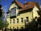 Gesamtansicht der Villa